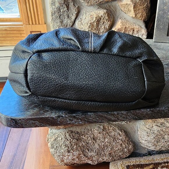 Payless Shoe Source Vegan Leather Black Shoulder Bag - Picture 16 of 16